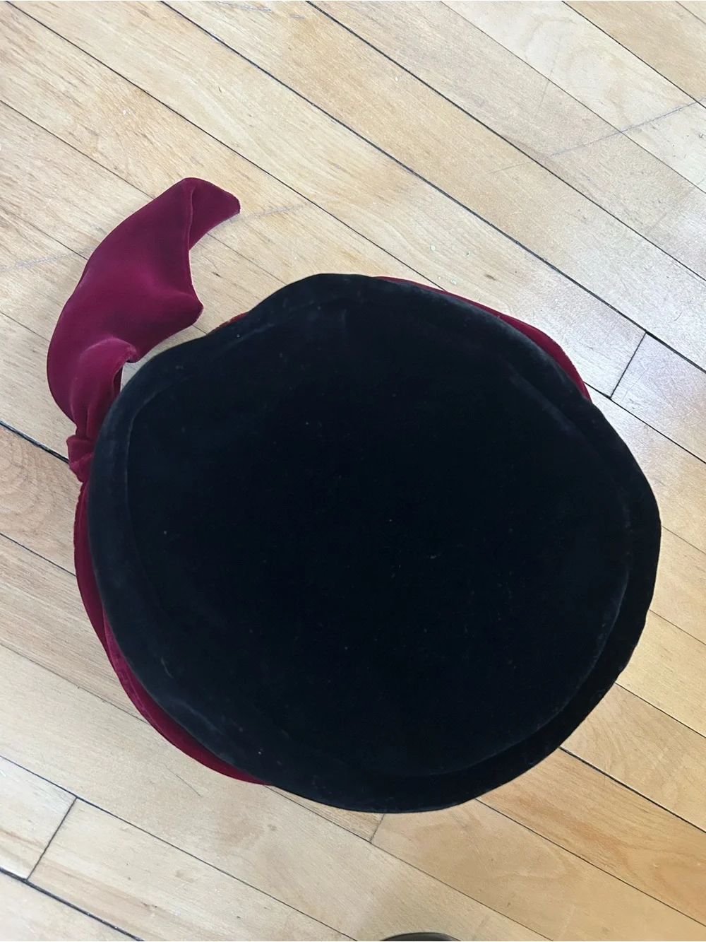 Libye Diamond 1950s Black Velvet Pillbox Hat with Wine Tail